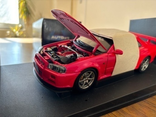 ミニカー GTR r34 1/18