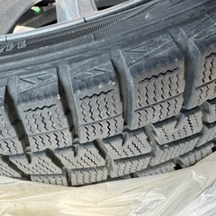 スタッドレスタイヤ　4本1.2万円の画像