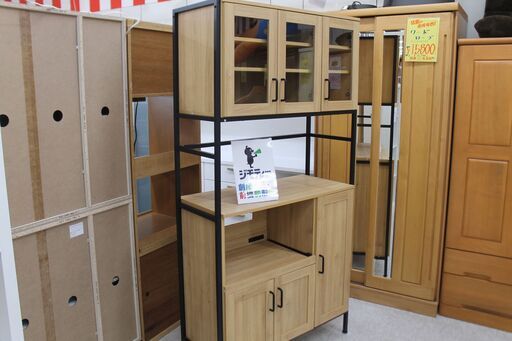 キッチンボード　食器棚