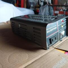 DC/AC インバーター12v