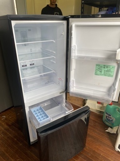 北九州市内配送可能　保証付き　2019年式　三菱電機 146Lコンパクト2ドア冷蔵庫サファイアブラック MR-P15E-B