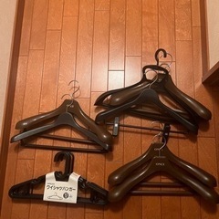 【美品】分厚いハンガー スーツ コート Yシャツハンガー