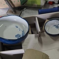 中鉢、小鉢、５客揃い、贈答品の画像