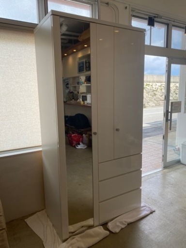 クローゼット収納家具
