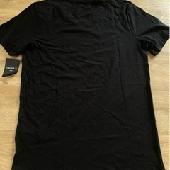 新品未使用 メンズ Tシャツの画像