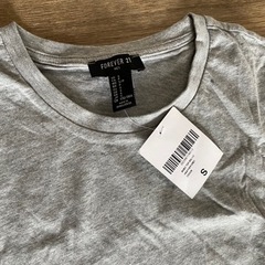 新品未使用 メンズ Tシャツの画像