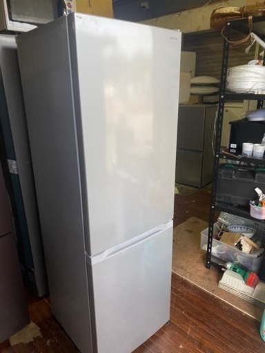 北九州市内配送無料　保証付き　2022年式　アイリスオーヤマ 冷蔵庫 231L BIG冷凍室70L 幅54.5cm シルバー IRSN-23A-S 霜取り不要 省エネ 節電 大容量 東京ゼロエミポイント