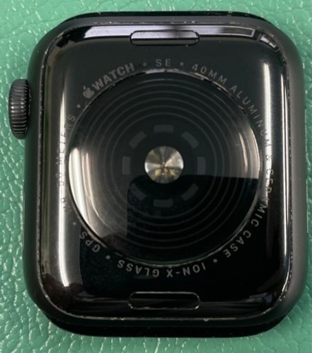 ★タイムセール★ 【超美品】Apple Watch SE 40mm GPSモデル 黒 アルミニウム