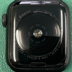 ★タイムセール★ 【超美品】Apple Watch SE 40mm GPSモデル 黒 アルミニウムの画像