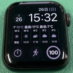 ★タイムセール★ 【超美品】Apple Watch SE 40mm GPSモデル 黒 アルミニウムの画像