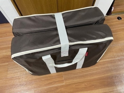 farska ファルスカ　コンパクトベビーベット　美品