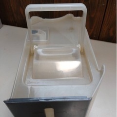 TOSHIBA  除湿機の画像