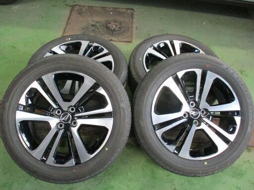 ダイハツ　ロッキー純正ホイール付き夏タイヤ