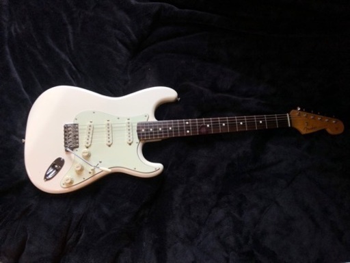 【美品!!】FenderJAPAN 2019年製 オリンピックホワイト  ストラトキャスター