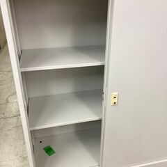 中古　良品　生興 　スチール製　 書庫　 引戸書庫　 鍵付き 　引き違い書庫　　スチール書庫　収納キャビネット　ロータイプ　3段　幅880×奥400×高さ1102mm　ホワイト　愛知　一宮市　江南市　稲沢市　名古屋　岐阜　各務ヶ原　羽島　三重　グッドプライス一宮の画像