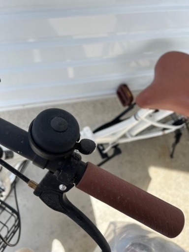 折りたたみ自転車　白