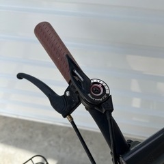 折りたたみ自転車　白の画像