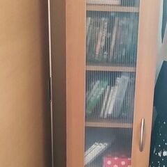 DVD収納ラック　収納棚　ガラス扉付き　差し上げます