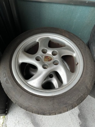 ポルシェタイヤホイール2本