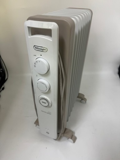 デロンギオイルヒーター　2021年製
