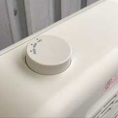 E214◇未使用品！スリーアップ◇電気ストーブ◇2段階調節◇速暖◇小型ヒーター◇コンパクト◇DST-1631の画像