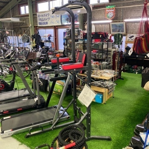 《夏に向けて》懸垂機　筋トレ　ダンベル　ダイエット　フィットネス