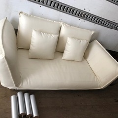 福岡市内配送無料　2人掛けソファ