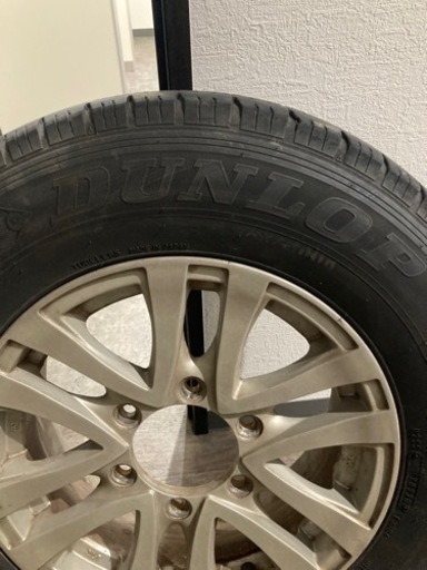 ダンロップタイヤ2本　195/80R15