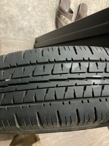 ダンロップタイヤ2本　195/80R15