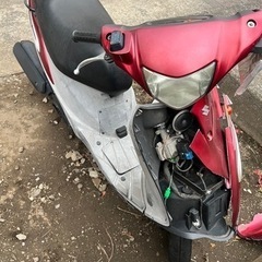 最終値下げ！スズキ アドレス v125g k9(事故車)(エンジン実動)の画像