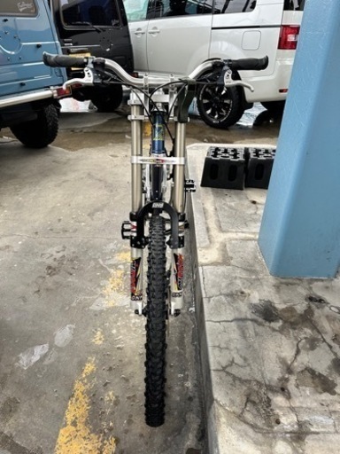 ダウンヒルMTB マウンテンバイク