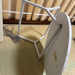 【引き取り先見つかりました☺️】大理石テーブル♡︎　45センチ高さ約45センチの画像