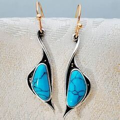 ターコイズドロップピアス（新品）