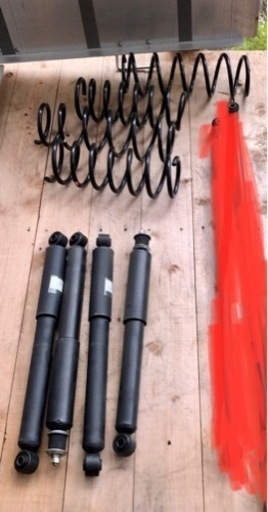 美品　ジムニー　中古　JB43W スプリング　サスペンション　セット