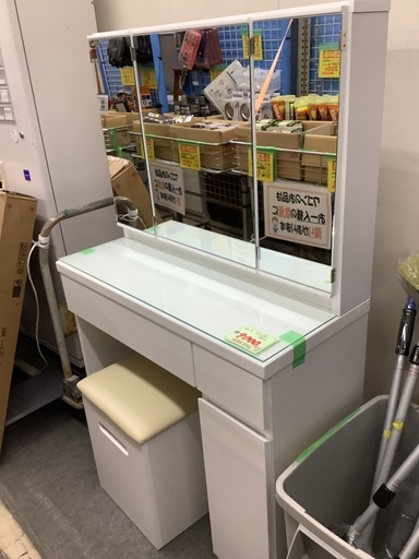 ニトリ ドレッサー イス付 管C240229FK (ベストバイ 静岡県袋井市)
