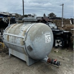 四国内送料無料！　FRP タンク タンクローリー 2600L