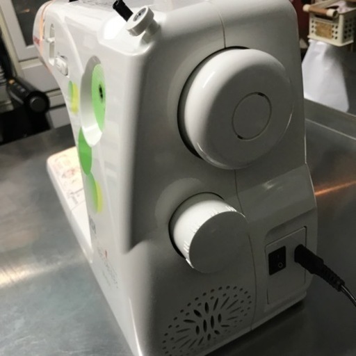 決まりました★ジャノメロック機能付きコンパクトミシン　ヌイキルN-571 ★美品★家電 生活家電 ミシン