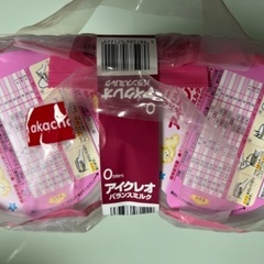 再値下げ！！子供用品 ベビー用品 授乳、お食事用品　ミルク　粉ミルク　アイクレオ(粉ミルク)800g✖️2の画像