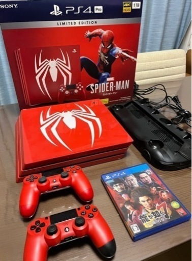 【売約済】限定版 PS4 Pro  HDD 1TB スパイダーマンLimited Edition 龍が如く7 冷却スタンド付き