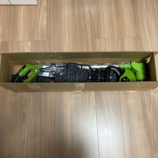 お値段ご相談ください　充電式草刈機　コードレス　草刈機　バッテリー2個付き　