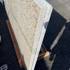 無料！ 大理石 人造？ タイル？ サイズ約105×175×3cm 2個 まとめて引取り限定の画像
