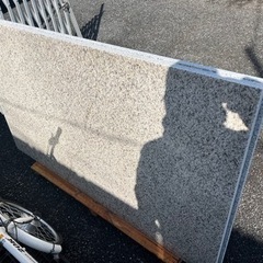 無料！ 大理石 人造？ タイル？ サイズ約105×175×3cm...