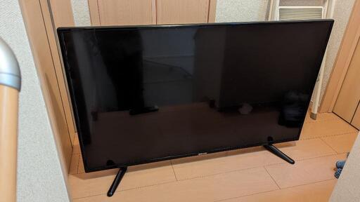 大型モニター