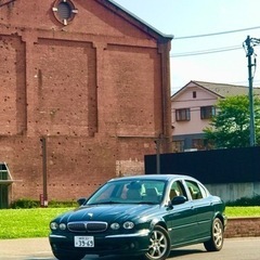  ジャガーXタイプ2.5SE(引き渡し者とやり取り中)