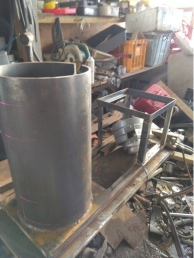 ただ今、予約満タンにて、お待ち頂ける方！！2025年の予約開始にて制作開始！！廃油ストーブ！！ぜひ！！進化してます！