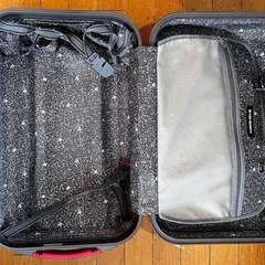 旅行カバンの画像