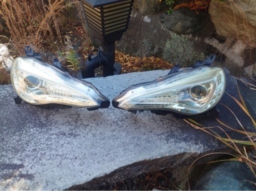 86 ZN6 クリスタルアイ ヘッドライト