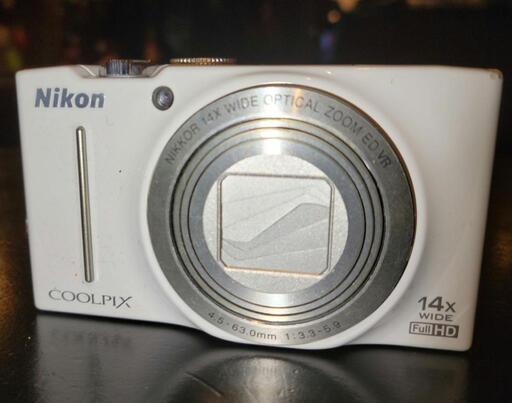 デジカメ Nikon COOLPIX S8200