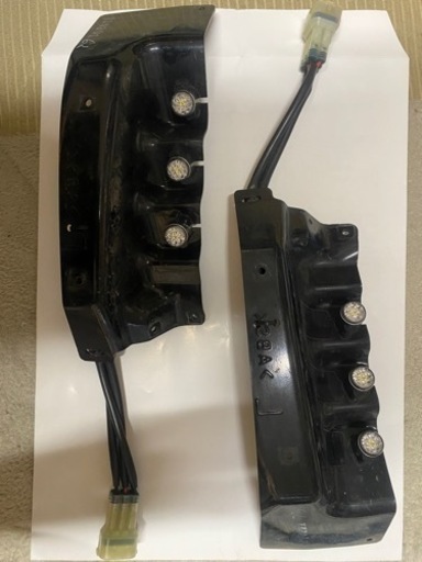 ハイエース　モデリスタフロントスポイラー用　LEDデイライト