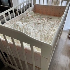 カトージベビーベッド　ホワイト　ベビー布団
